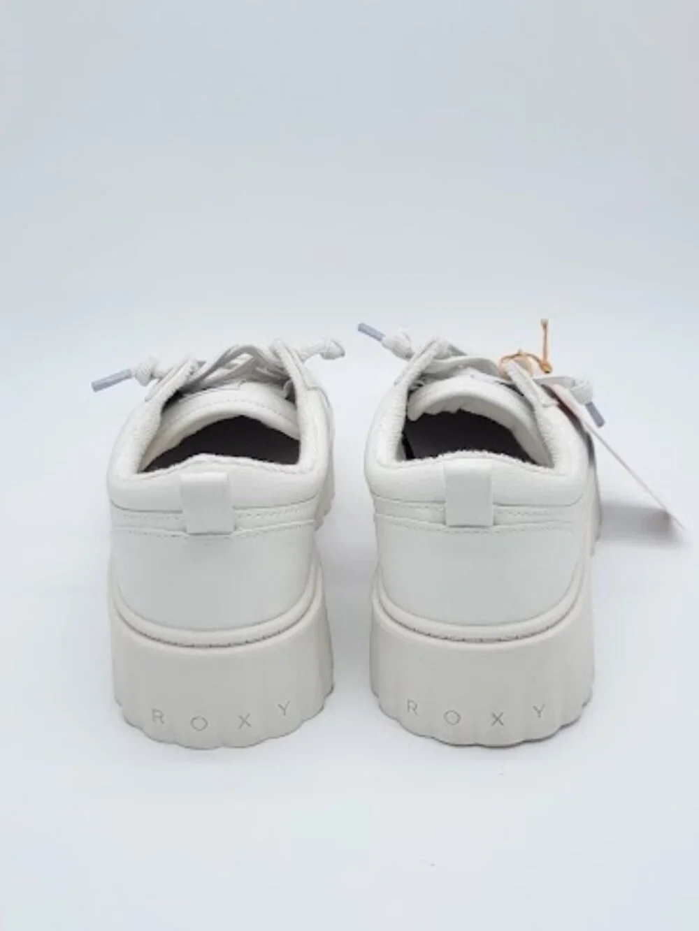ROXY Women’s Sheilahh White Low Top Platform Sneakers Size 9 NWT